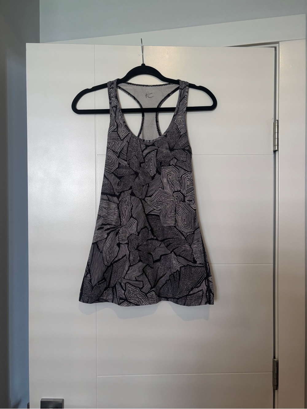 Lululemon Cool Racerback Dottie Tribe White Black